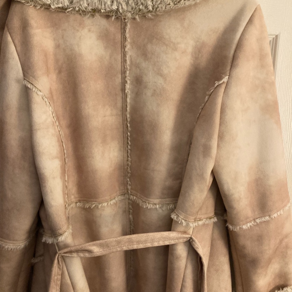 Beautiful suede like, lined coat from Boston Proper. Size Large. - Picture 5 of 5
